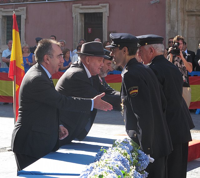 Campos destaca la unidad y coordinación de los efectivos implicados en la seguridad como clave para defender los valores constitucionales - 2, Foto 2