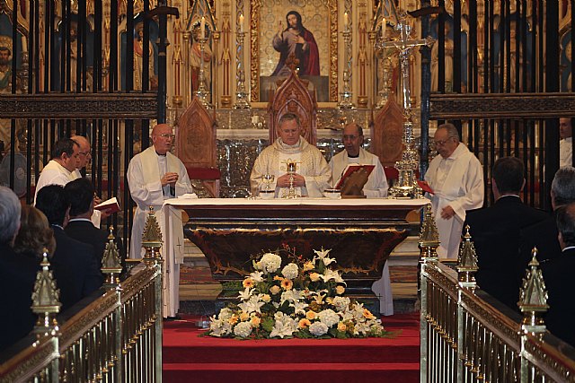 El Obispo de Cartagena invita a la Policía Nacional a confiar en Dios en la fiesta de sus Patronos, los Santos Ángeles Custodios - 1, Foto 1