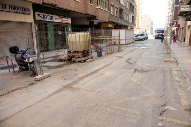 La renovación del alcantarillado motiva el corte de la calle Carlos III durante un mes - 3, Foto 3