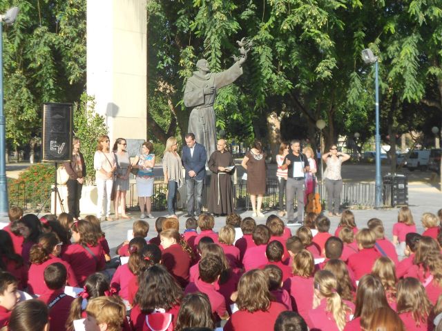 Los alumnos de Capuchinos celebran la festividad de San Francisco de Asís - 3, Foto 3