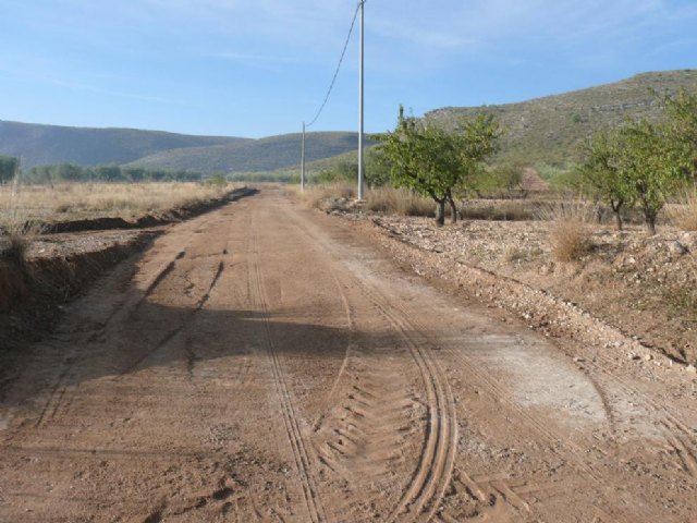 La Concejalía de Agricultura ha iniciado ya los trabajos de acondicionamiento de caminos, tras las lluvias torrenciales - 2, Foto 2