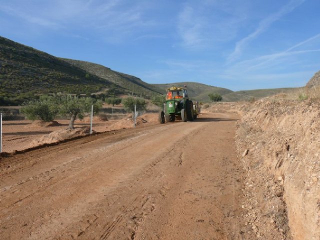 La Concejalía de Agricultura ha iniciado ya los trabajos de acondicionamiento de caminos, tras las lluvias torrenciales - 3, Foto 3