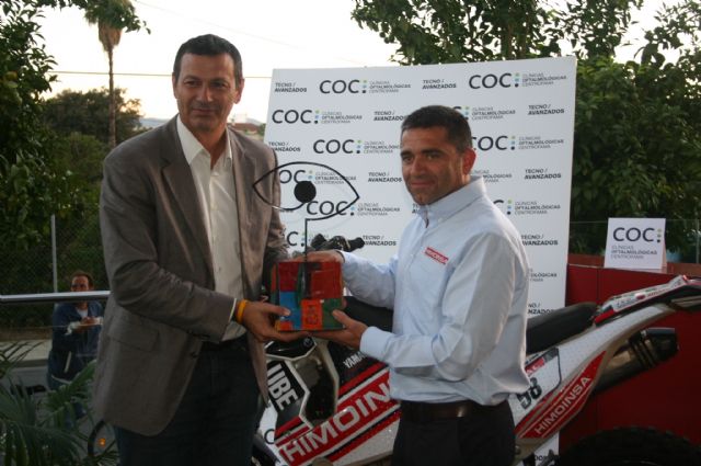 Miguel Puertas, jefe de la Patrulla Águila y corredor del Rally Dakar 2013 recibe el galardón COC al reconocimiento deportivo - 1, Foto 1