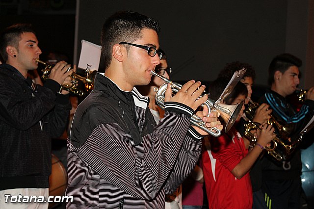 Las actividades organizadas con motivo de las fiestas de San Francisco arrancan con la inauguracin de la hornacina al patrn del barrio - 23