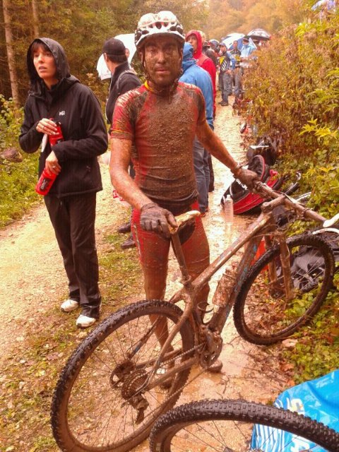 Imagen de Sergio tras abandonar la carrera, Foto 2