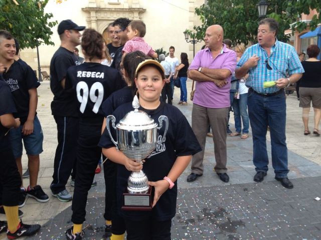 La niña alguaceña Elena López Gambín, integrante del equipo murciano ganador del Campeonato de España de Sófbol Infantil - 3, Foto 3