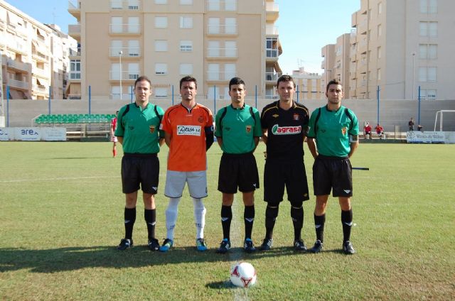 El Águilas desaprovecha sus ocasiones y obtiene su tercera derrota consecutiva - 3, Foto 3