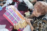 Cerca de 260 mujeres se reúnen en Alumbres para hacer bolillo