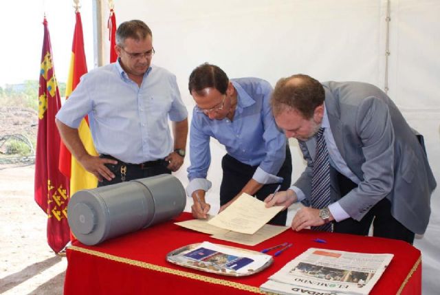 La colaboración del Ayuntamiento y la Comunidad Autónoma permitirá a los nilños de El Raal estrenar un nuevo colegio el próximo curso - 1, Foto 1