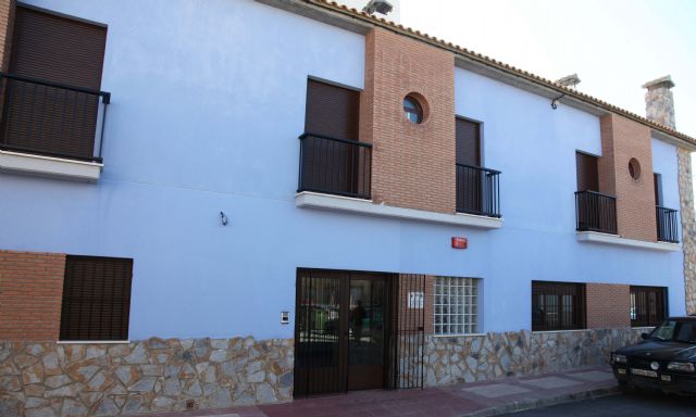La asociación Cruzados de la Vera Cruz gestionará el albergue de La Almudema - 2, Foto 2