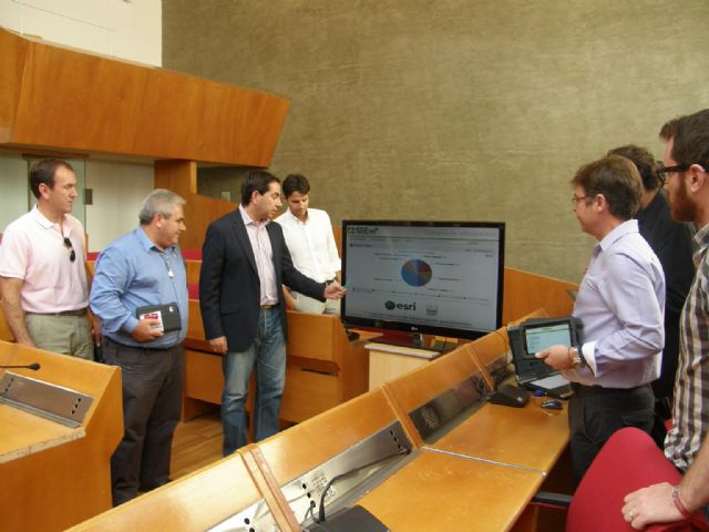 El Ayuntamiento utiliza un novedoso sistema informático basado en la experiencia de los terremotos para gestionar la emergencia derivada de las inundaciones - 1, Foto 1
