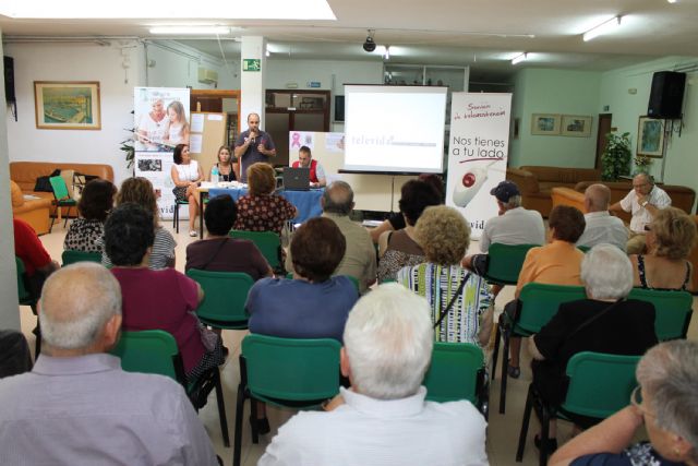 El Hogar de los Mayores torreño acoge un taller de prevención de riesgos en el hogar - 3, Foto 3