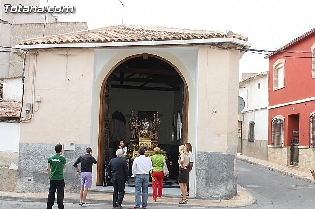 La Hermandad de Nuestra Señora de los Dolores organiz una jornada de puertas abiertas para ver su nuevo trono - 2