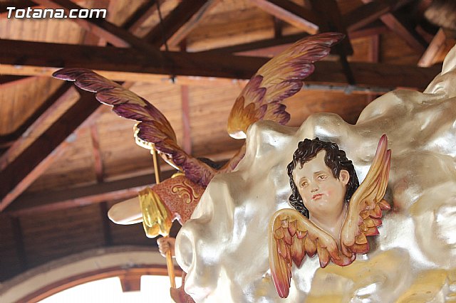 La Hermandad de Nuestra Señora de los Dolores organiz una jornada de puertas abiertas para ver su nuevo trono - 18