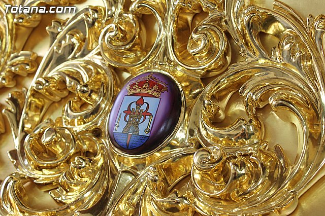 La Hermandad de Nuestra Señora de los Dolores organiz una jornada de puertas abiertas para ver su nuevo trono - 19