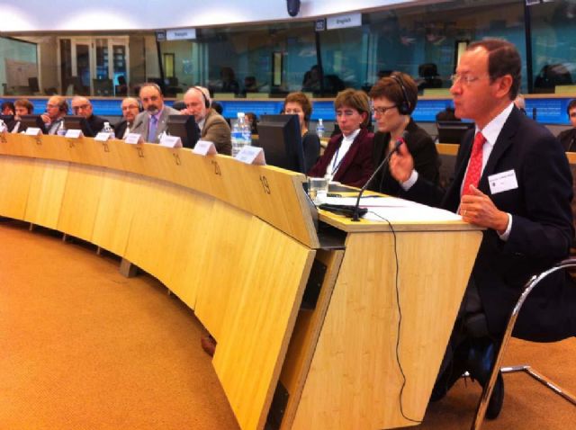 Cámara explica en Bruselas los avances en el Proyecto Urban del barrio del Espíritu Santo - 1, Foto 1