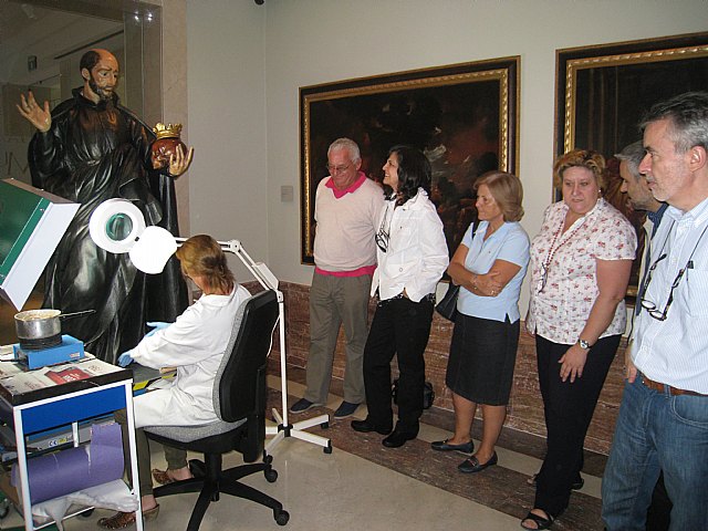 ´Restaurar en abierto´ acerca al público las labores de restauración de la Región - 1, Foto 1