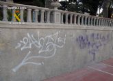 La Guardia Civil detiene a un grupo de graffiteros por pintadas en inmuebles, bienes protegidos y vagones de tren