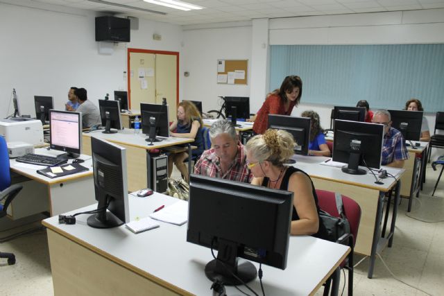 Los torreños se forman gratuitamente para buscar información en la red - 2, Foto 2