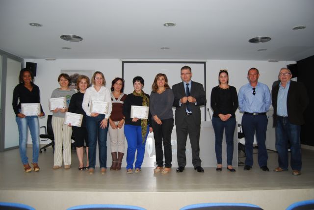 Las alumnas del taller de costura piden más formación en oficios tradicionales - 1, Foto 1