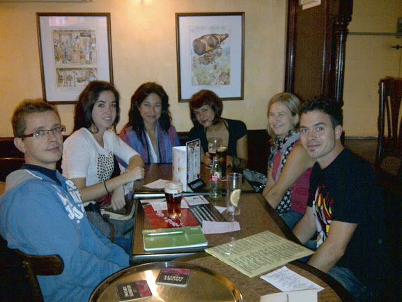 La primera tertulia de Babel abre el curso de la Bolsa de Idiomas - 1, Foto 1