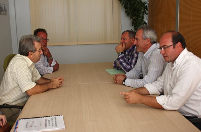 Continúan los trabajos de emergencia para restablecer las redes de regadío del municipio tras las inundaciones - 1, Foto 1