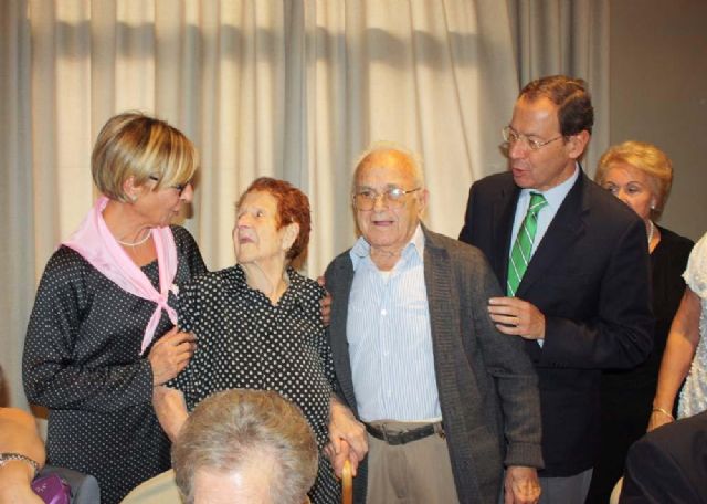 El Alcalde felicita a los abuelos del año de los centros de mayores - 1, Foto 1