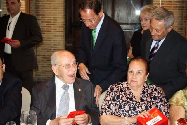 El Alcalde felicita a los abuelos del año de los centros de mayores - 4, Foto 4