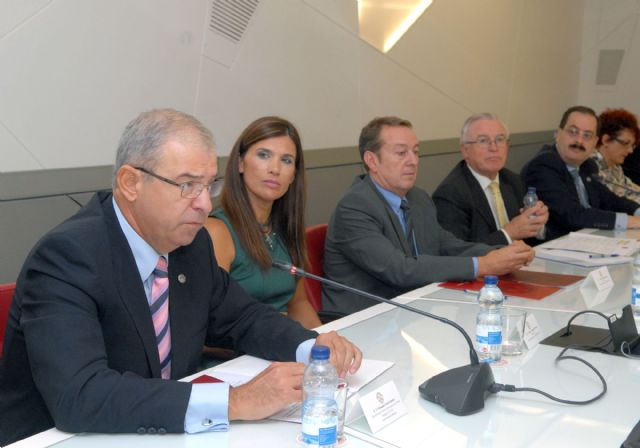 La Clínica Oftalmológica Centrofama colaborará en proyectos de investigación de la Universidad de Murcia - 1, Foto 1