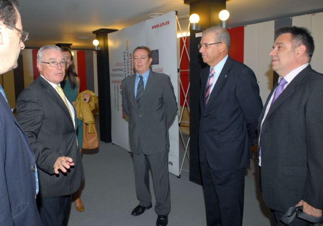 La Clínica Oftalmológica Centrofama colaborará en proyectos de investigación de la Universidad de Murcia - 2, Foto 2