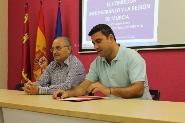 Corredor mediterráneo / Conferencia de  Francisco García Calvo organizada por UPyD - 1, Foto 1