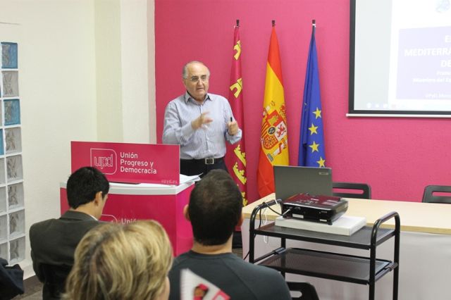 Corredor mediterráneo / Conferencia de  Francisco García Calvo organizada por UPyD - 3, Foto 3