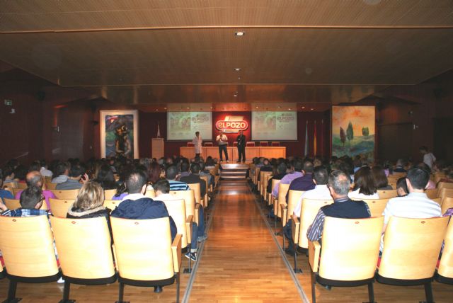 La Asociacin de Celiacos de Murcia visita las instalaciones de ELPOZO ALIMENTACIN, Foto 1