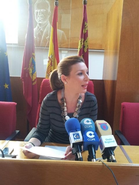 La Concejalía de Servicios Sociales de Lorca imparte dos cursos becados para 24 lorquinos dentro del Plan Municipal de Drogodependencias - 2, Foto 2