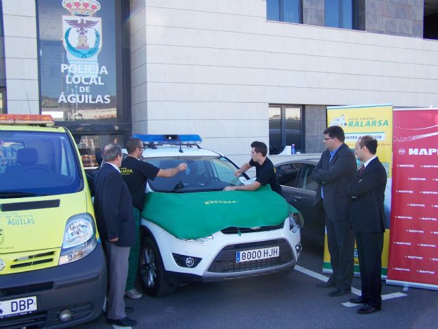 Los vehículos de Protección Civil y Policía Local de Águilas se someten a un tratamiento que mejorará sus condiciones de seguridad - 1, Foto 1
