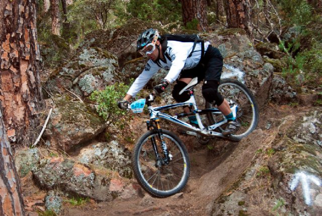 El alhameño Salva Olivares termina tercero en el Open de España de Enduro de Mountain Bike, Foto 4