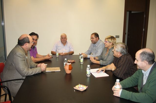 El Grupo Municipal de IU-Verdes se reunió con la dirección de la Confederación de Empresarios del Bajo Guadalentín, Foto 1