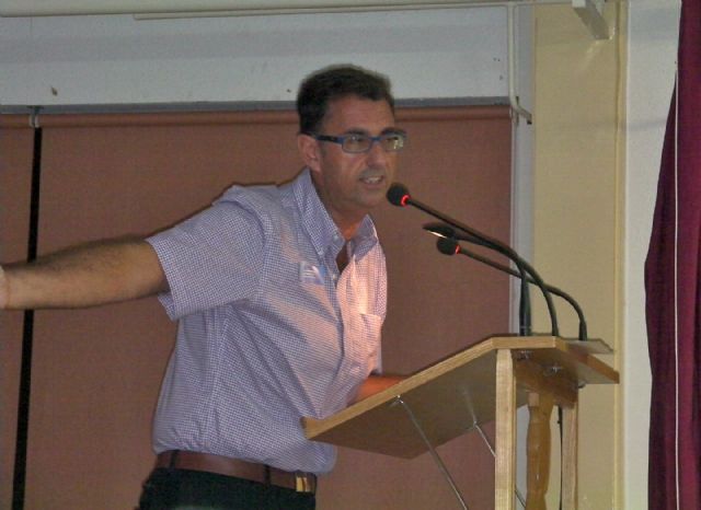 Duda anima a fomentar la lectura en el IES José Planes con motivo del Día Mundial de las Bibliotecas Escolares - 1, Foto 1