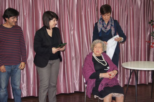 The Day Care Service for people with Alzheimer Celebrates Anniversary V, Foto 1