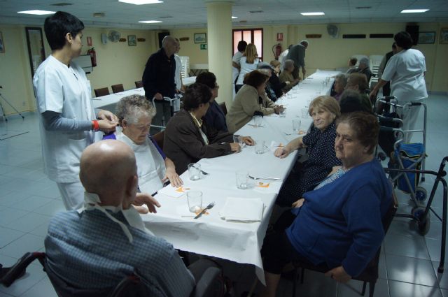 El Servicio de Estancias Diurnas para personas con Alzheimer celebra su V Aniversario - 2, Foto 2