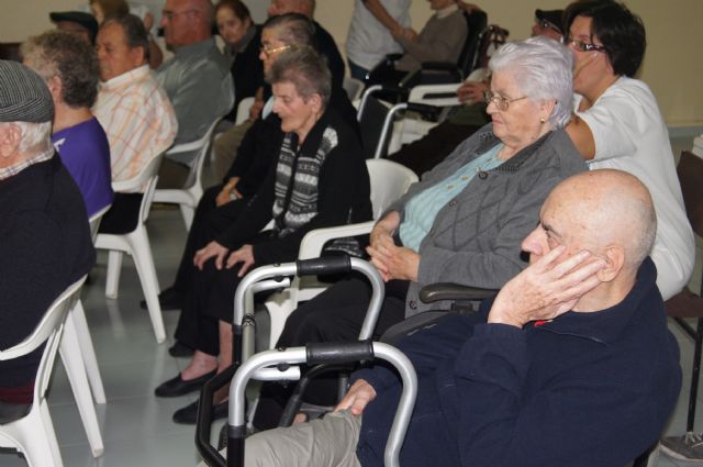 El Servicio de Estancias Diurnas para personas con Alzheimer celebra su V Aniversario, Foto 3