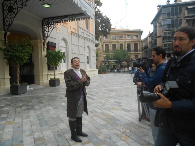 Julián Romea inicia sus visitas guiadas por el Teatro en su 150 aniversario - 1, Foto 1