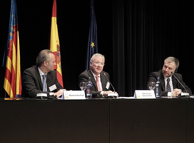 Valcárcel anima a entidades privadas a implicarse en el Corredor Mediterráneo como generador de crecimiento y empleo - 1, Foto 1