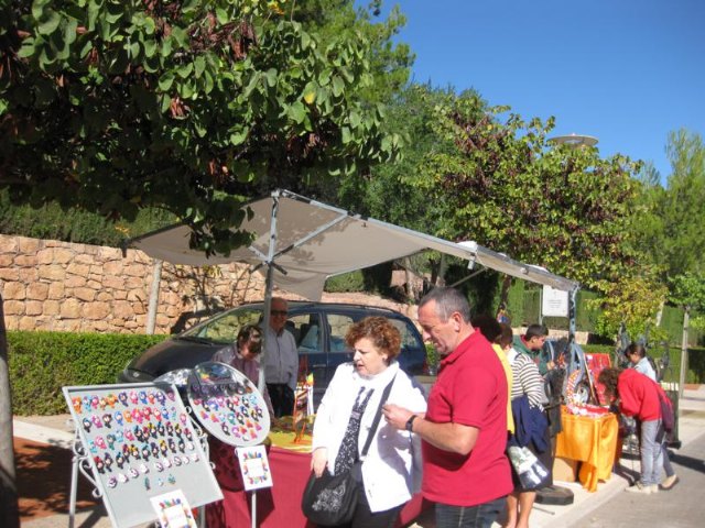 xito de pblico en el Mercadillo Artesano de La Santa celebrado el ltimo fin de semana de octubre - 11