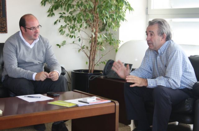 El Alcalde se reúne con el consejero de Agricultura y Agua y con el consejero de Obras Públicas y Ordenación del Territorio - 1, Foto 1