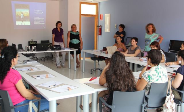 Puerto Lumbreras incorpora las Tecnologías de la Información y la Comunicación a proyectos empresariales liderados por mujeres a través del proyecto ESTER - 2, Foto 2
