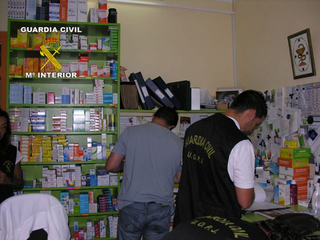 Imputados 23 médicos y detenidos 3 farmacéuticos por cargar medicamentos a tarjetas de pensionistas sin su conocimiento - 2, Foto 2