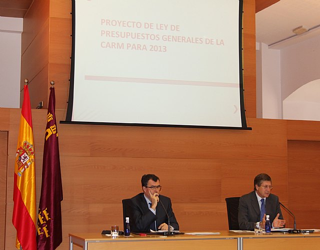 El Gobierno presenta unos presupuestos que aseguran la sostenibilidad financiera y el crecimiento de la Región - 1, Foto 1