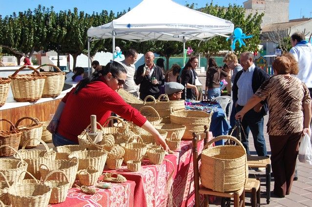 Cientos de alguaceños se acercan a la artesanía de la Región de Murcia - 3, Foto 3