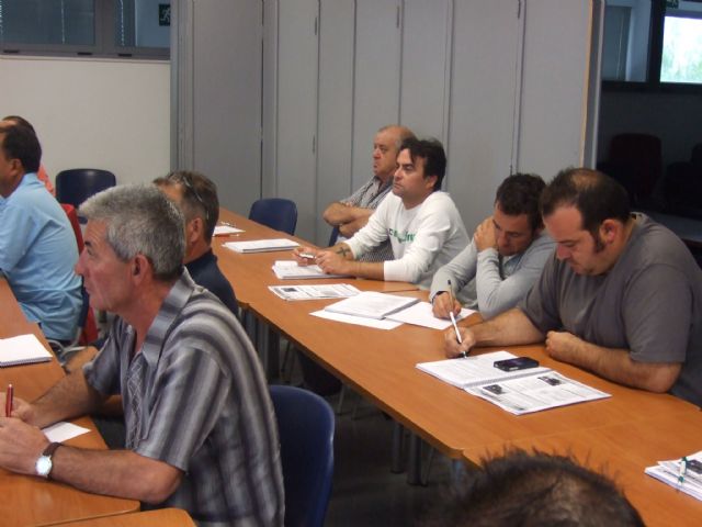 A score of students participating in the course "Prevention of occupational risks in the agriculture sector", Foto 4